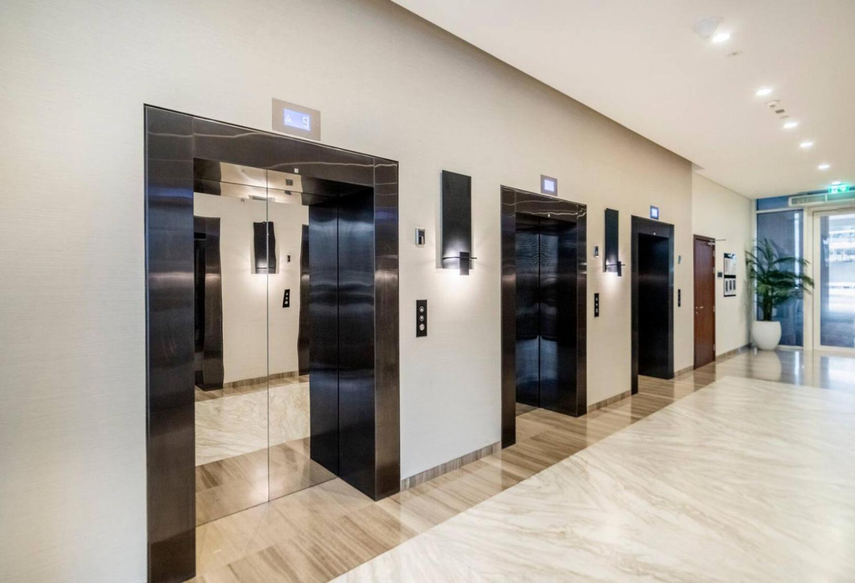 Luxury 2 Bedroom With Burj Khalifa View ดูไบ ภายนอก รูปภาพ