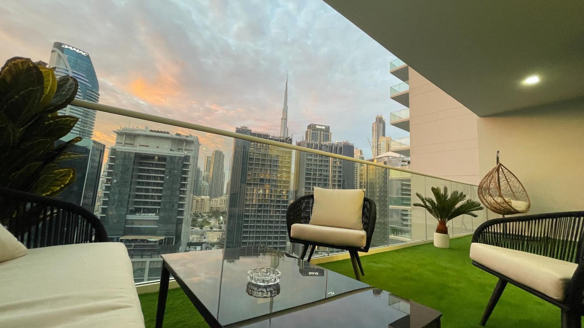 Luxury 2 Bedroom With Burj Khalifa View ดูไบ ภายนอก รูปภาพ